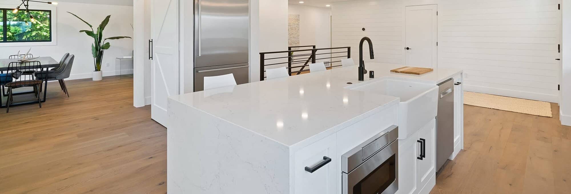 Flooring Installation from CORNERSTONE FLOORING BROKERS in Glendale, AZ